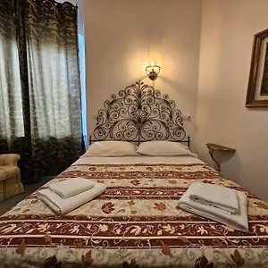 Antiche Memorie-eleganza E Confort In Centro Citta Genova
