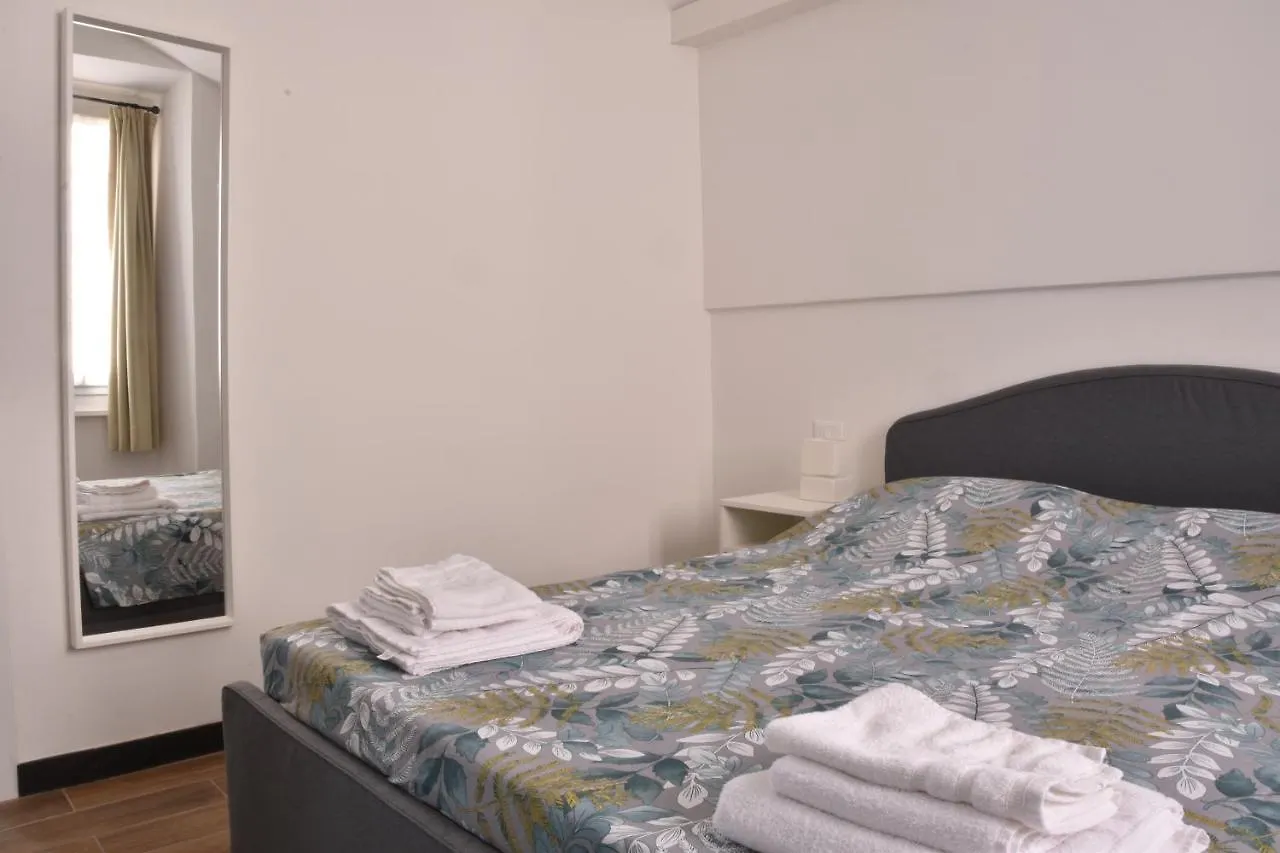 Inside Genoa - Genova Centro Carignano Apartment Italy